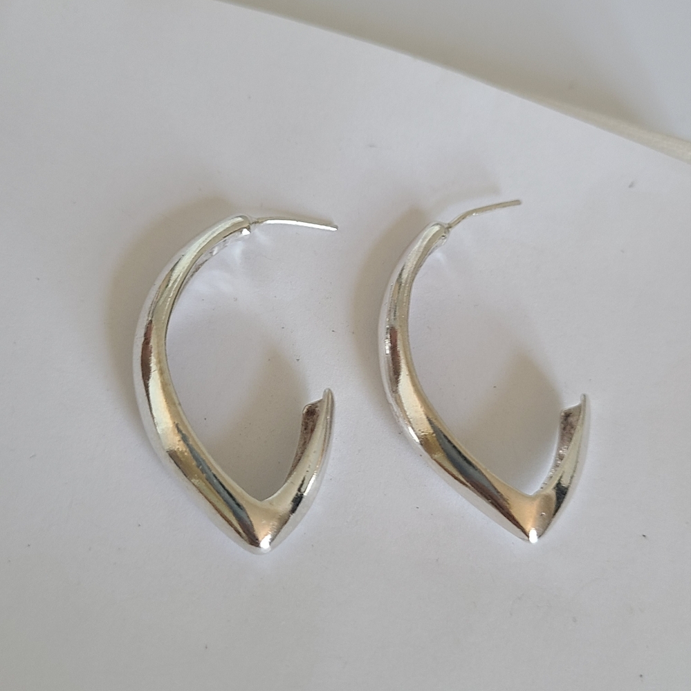 Vintage Avant Garde Sterling Silver Long Geometric Pointed Open Hoop Earrings
